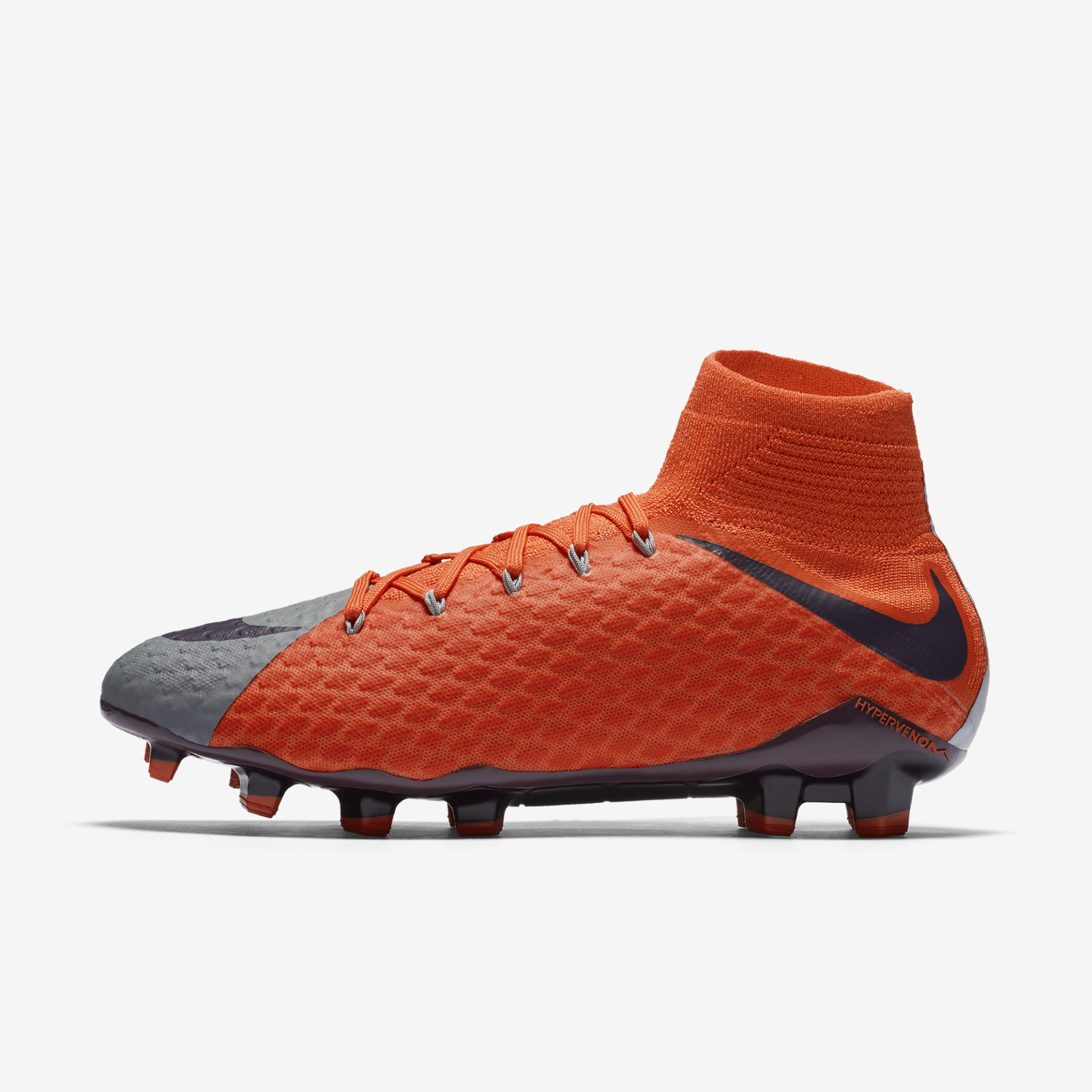 nike hypervenom phatal