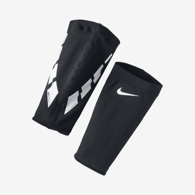 Nike Guard Lock Elite Sleeves
