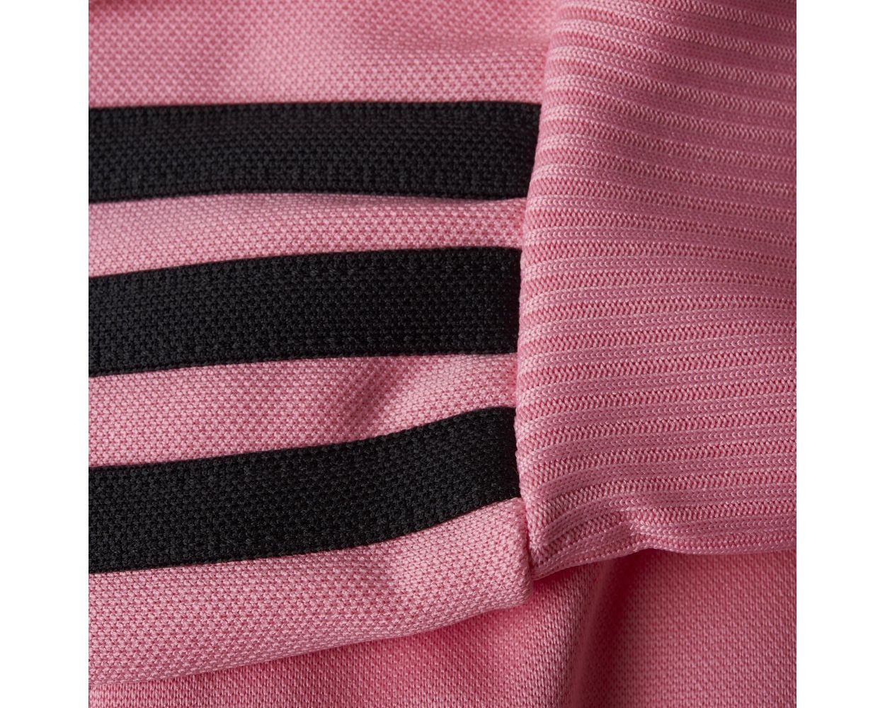 Juventus hotsell pink jacket