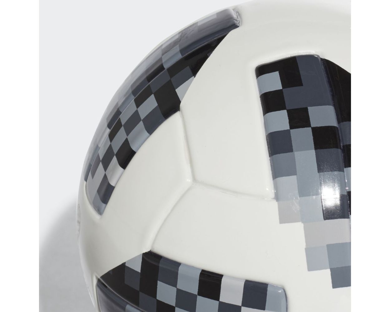 adidas World Cup Mini Ball 2018 - White/Black/Metallic Silver