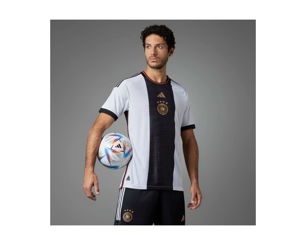 adidas Originals × DFB（ドイツ代表）ヒューマンレースコラボ adidas DFB（ドイツ代表）ヒューマンレースコラボ Originals ×